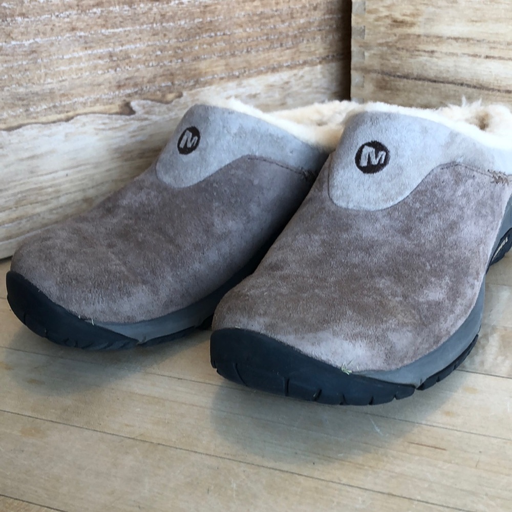 Merrell shearing mules size 7